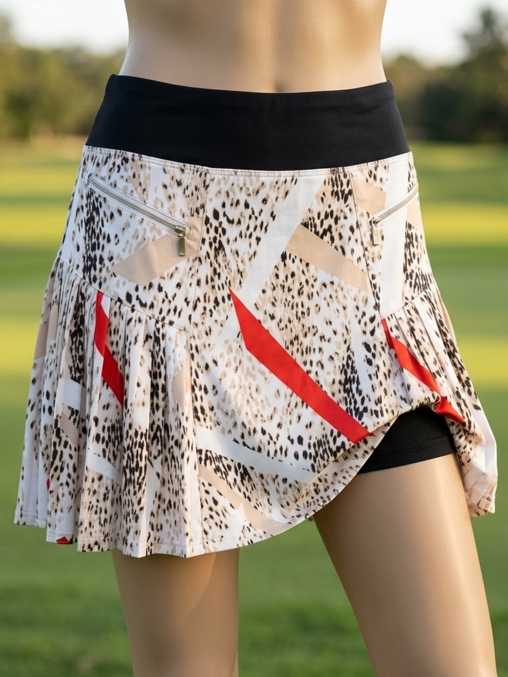 GGblue Luxe Sport "Caddy" Pleated Golf Tennis Skort Small Abstract Animal Print